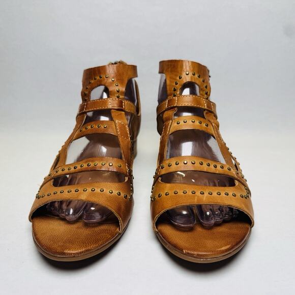 Soft Surroundings Antelope Macaria Sandals Women’s Sz 40 Studded Heeled Leather - Picture 4 of 12